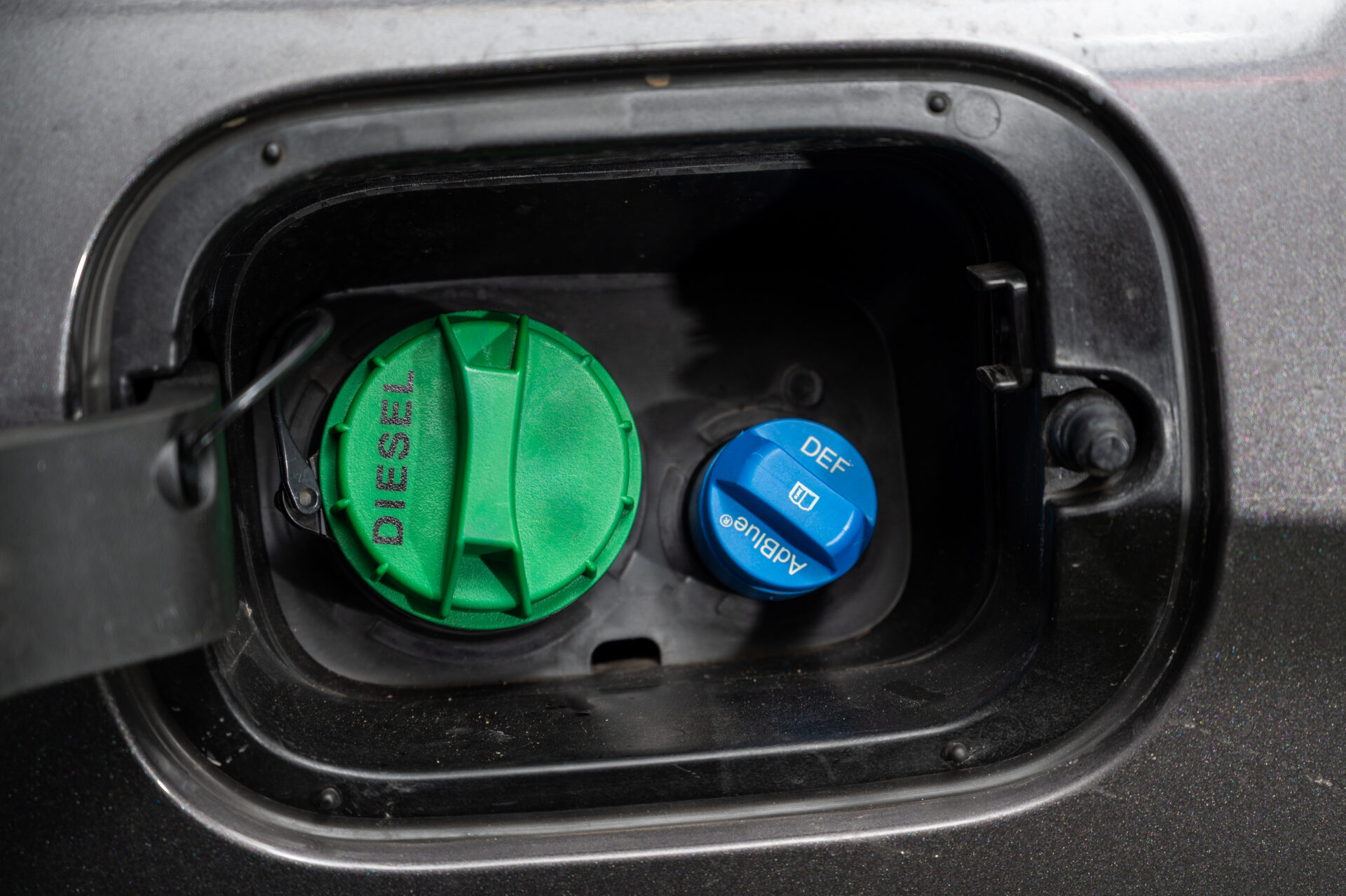 Edmonton DEF, diesel exhaust fluid products in Alberta and across Canada